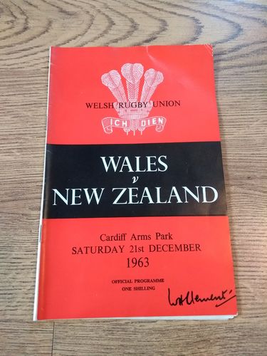 Wales v New Zealand 1963 Rugby Programme with Press Report
