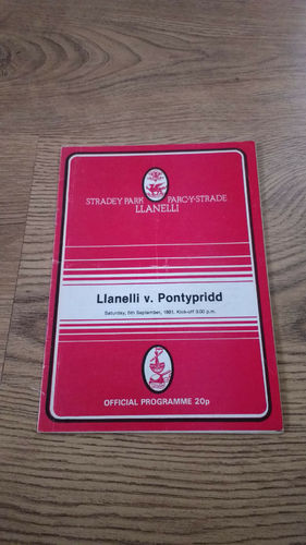 Llanelli v Pontypridd Sept 1981 Rugby Programme
