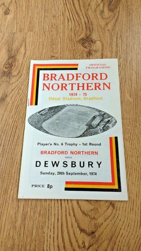 Bradford Northern v Dewsbury Sept 1974 Players No 6 Trophy Rugby League Programme