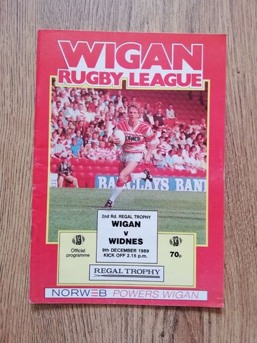 Wigan v Widnes Dec 1989 Regal Trophy Rugby League Programme