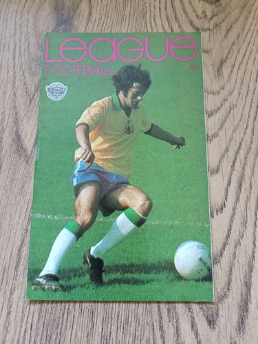 ' League Football ' Vol 8 No 822 1973/74 Football Magazine