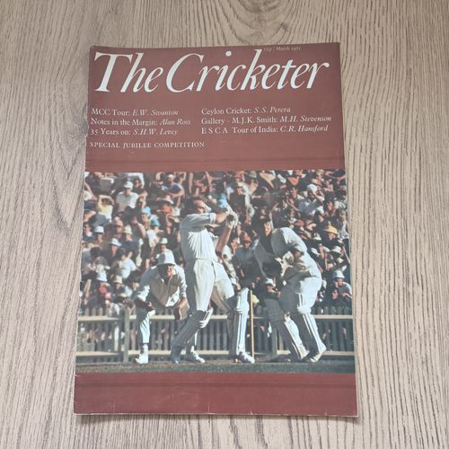 ' The Cricketer ' Vol 52 No 3 March 1971 Cricket Magazine